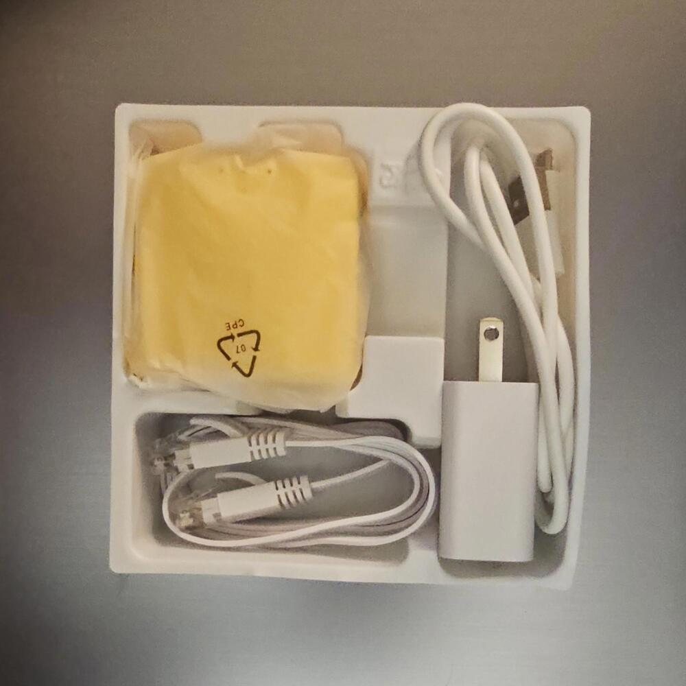 GL.iNet Mango Yellow Router Travel Friendly Flexible Power Powerful Open Source - Picture 3 of 4